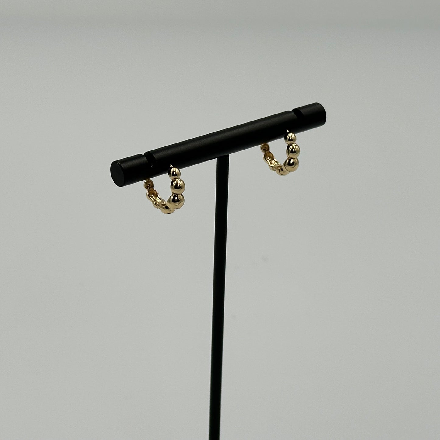 18K Yellow Gold Bead hoop earrings